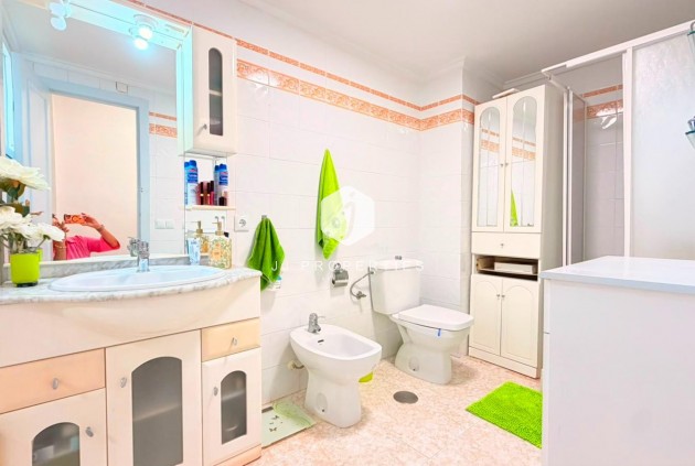 Aus zweiter Hand - Wohnung -
Torrevieja - Playa del Cura