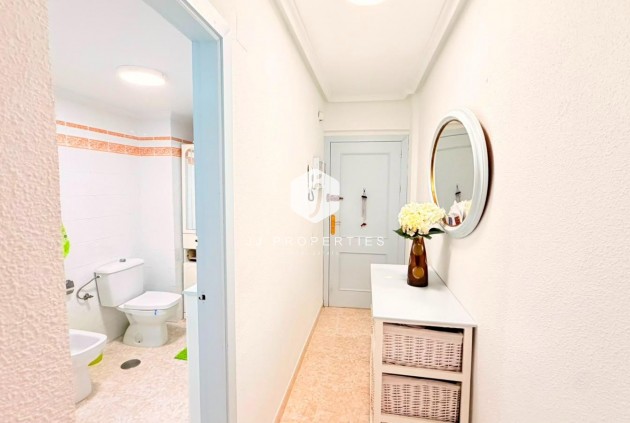 Aus zweiter Hand - Wohnung -
Torrevieja - Playa del Cura