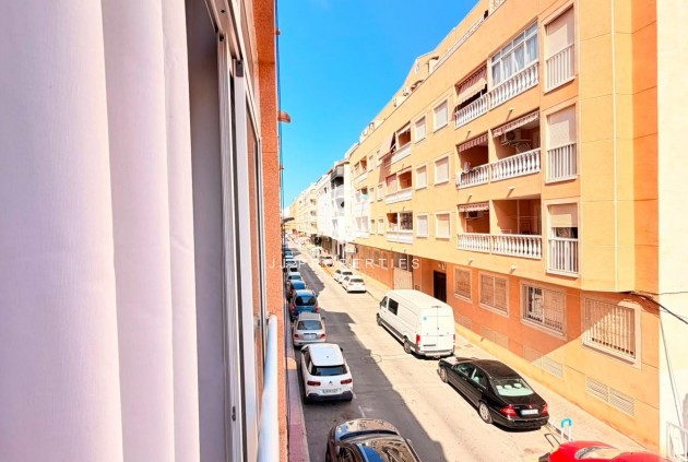 Aus zweiter Hand - Wohnung -
Torrevieja - Playa del Cura