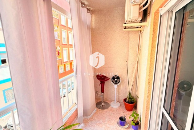 Aus zweiter Hand - Wohnung -
Torrevieja - Playa del Cura