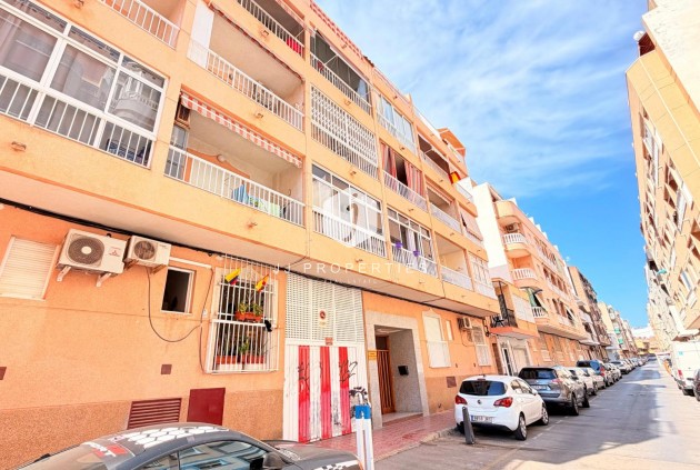 Aus zweiter Hand - Wohnung -
Torrevieja - Playa del Cura