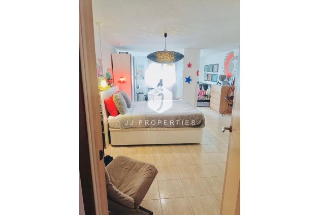Resale - Duplex -
Torrevieja - Acequion