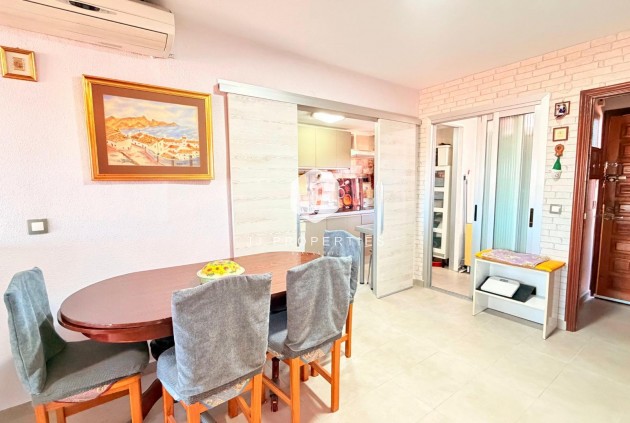 Aus zweiter Hand - Wohnung -
Torrevieja - Playa de los Naufragos