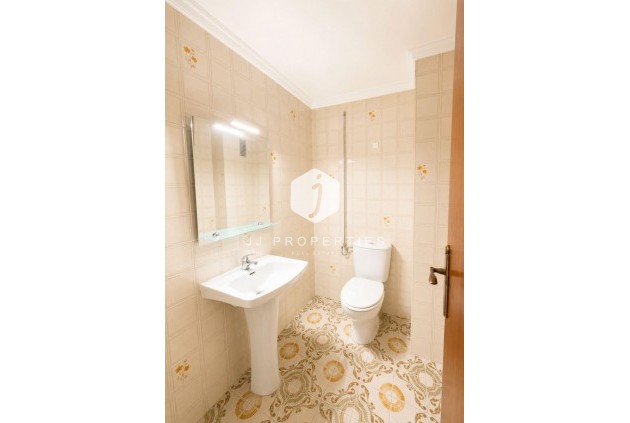 Resale - Apartment / flat -
Torrevieja - Playa del Cura