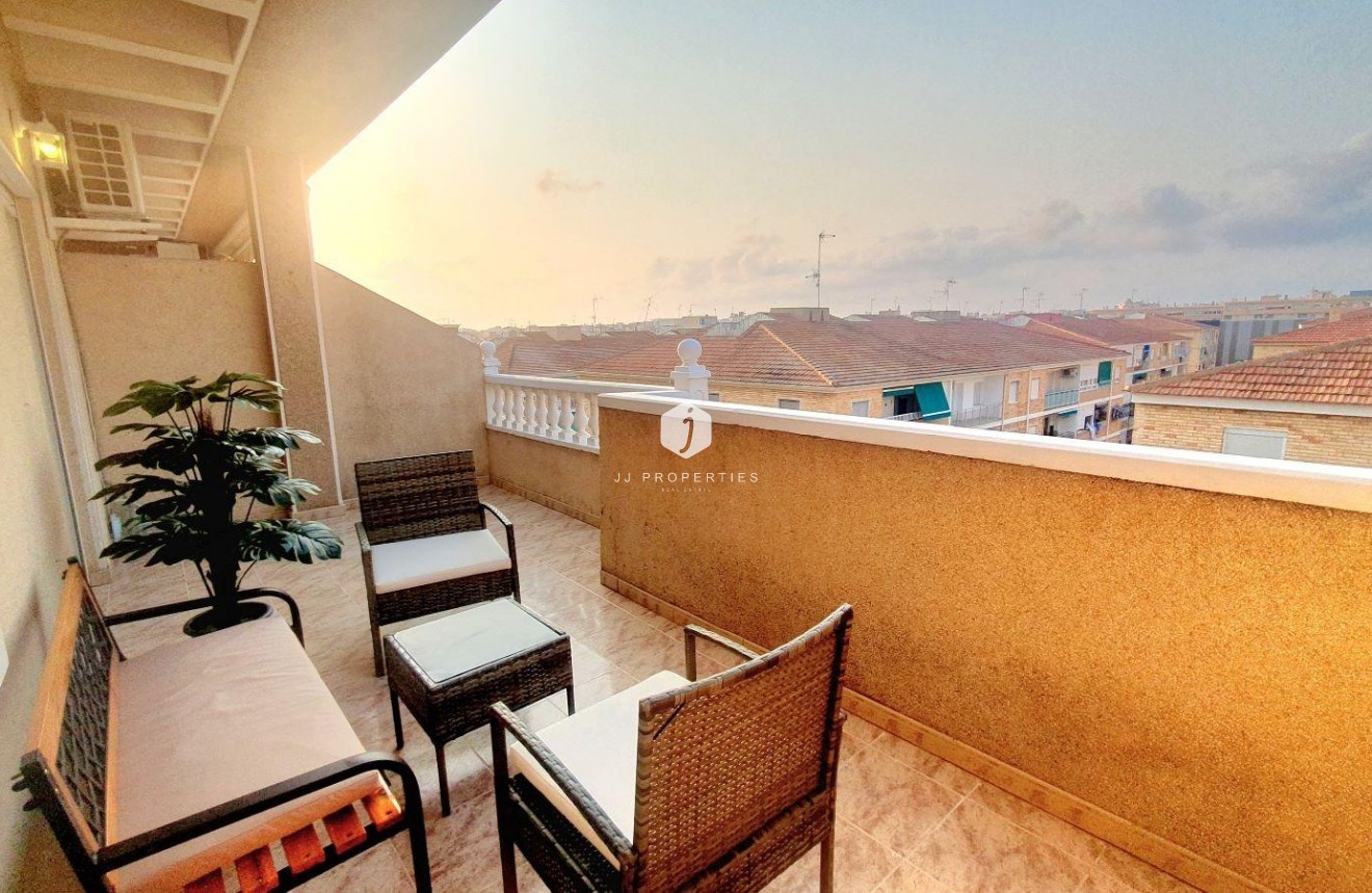 Resale - Penthouse -
Torrevieja - Estacion de autobuses