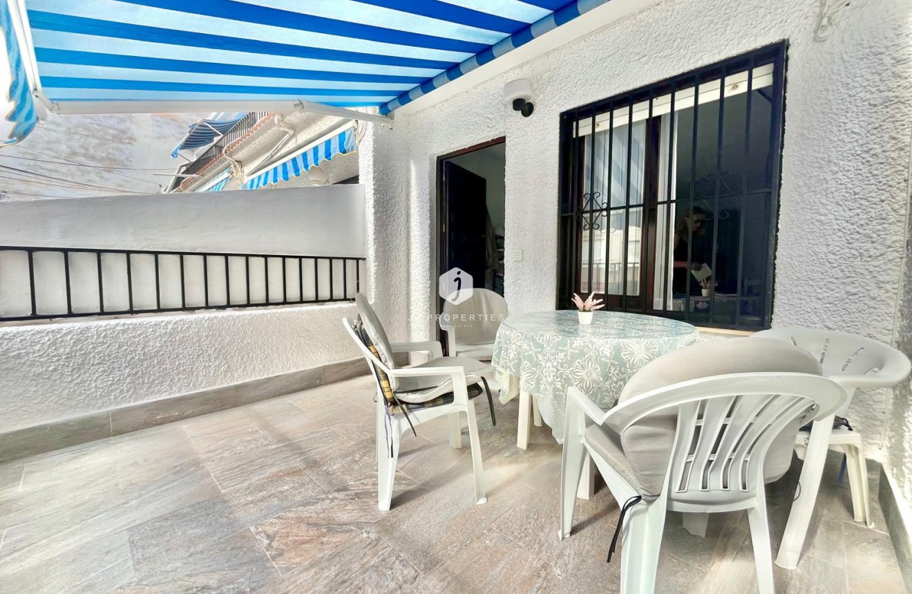 Aus zweiter Hand - Wohnung -
Torrevieja - Playa de los Locos