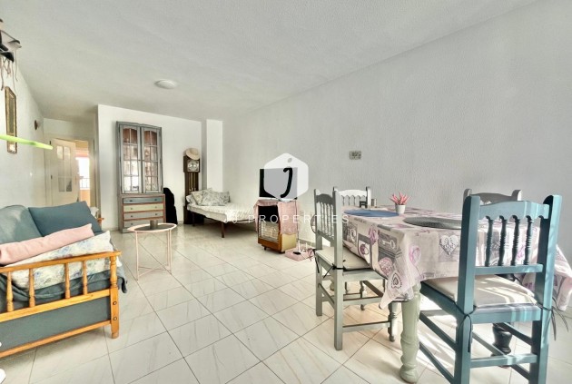 Aus zweiter Hand - Wohnung -
Torrevieja - Playa de los Locos