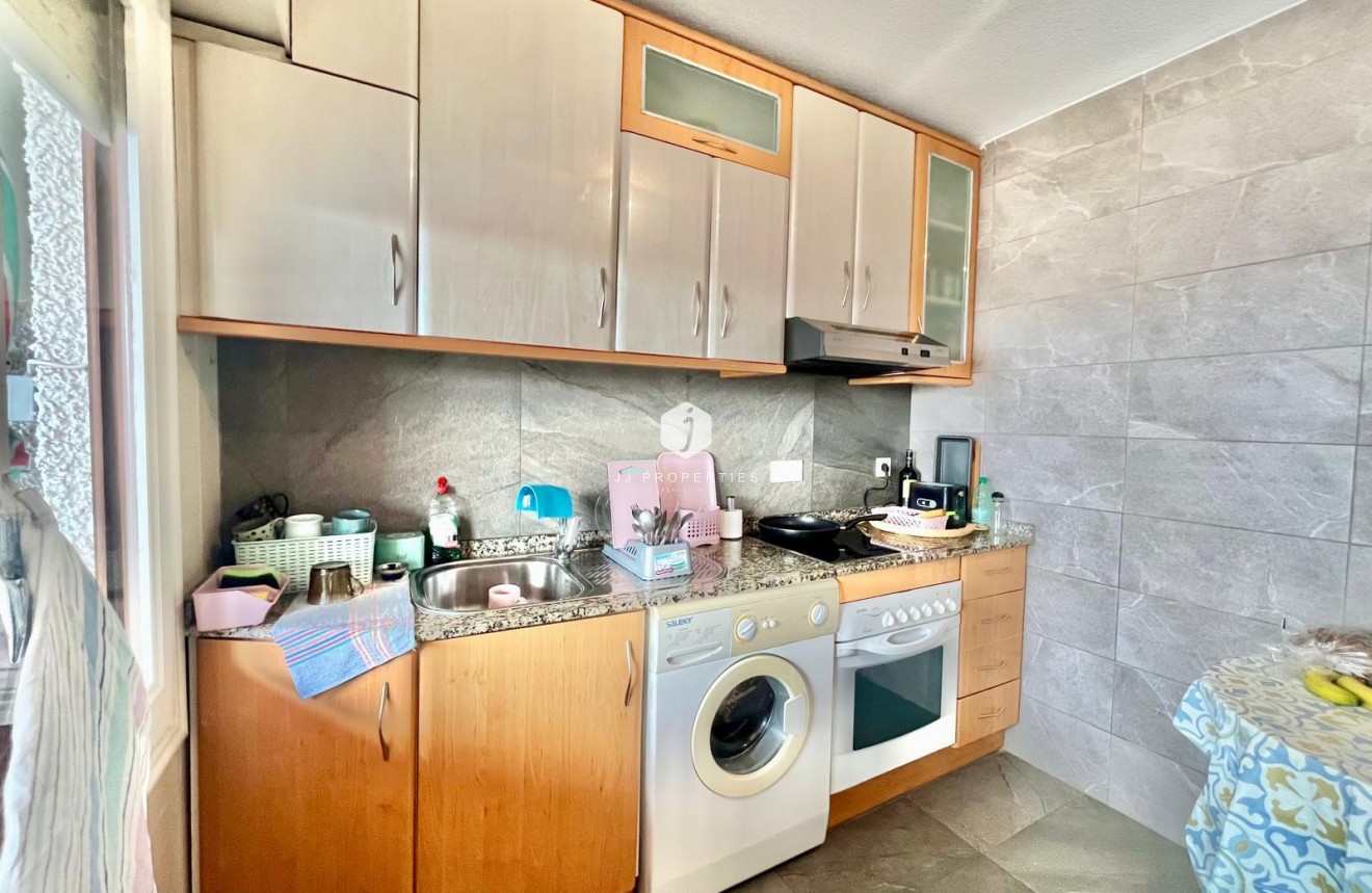 Aus zweiter Hand - Wohnung -
Torrevieja - Playa de los Locos