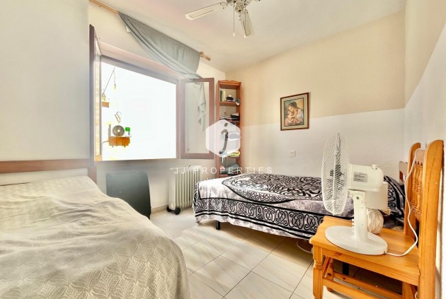 Aus zweiter Hand - Wohnung -
Torrevieja - Playa de los Locos