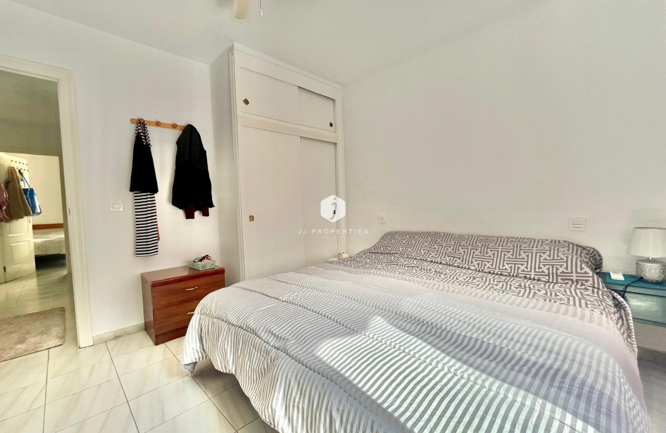 Aus zweiter Hand - Wohnung -
Torrevieja - Playa de los Locos