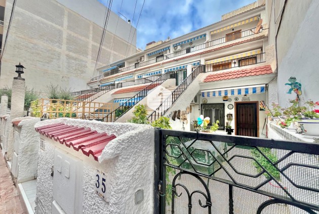 Aus zweiter Hand - Wohnung -
Torrevieja - Playa de los Locos