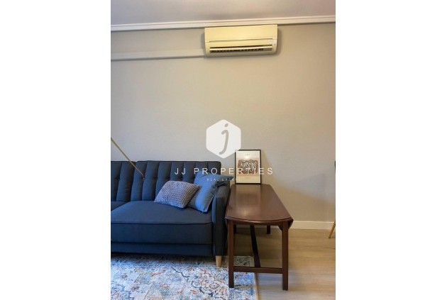 Resale - Apartment / flat -
Torrevieja - Playa del Cura