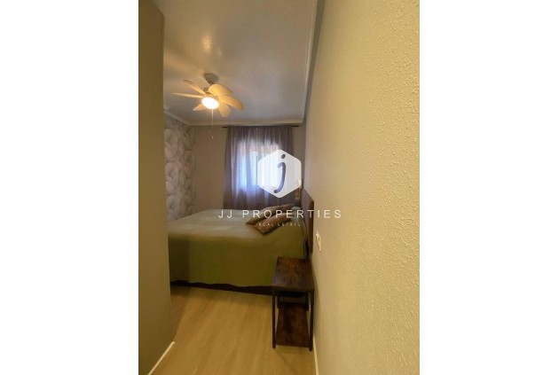 Resale - Apartment / flat -
Torrevieja - Playa del Cura