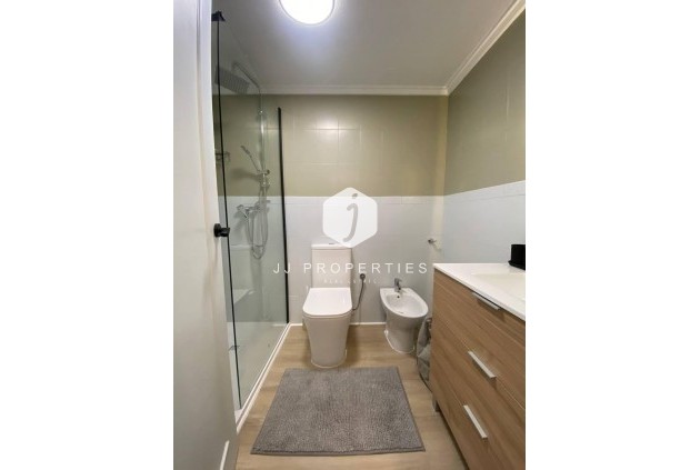 Resale - Apartment / flat -
Torrevieja - Playa del Cura