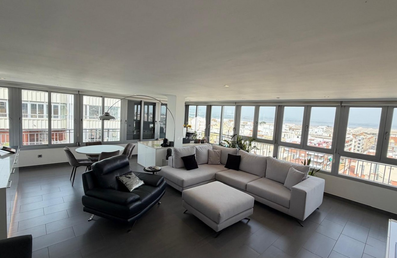 Resale - Apartment / flat -
Torrevieja - Acequion