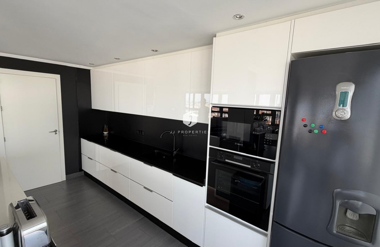 Resale - Apartment / flat -
Torrevieja - Acequion