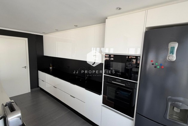 Resale - Apartment / flat -
Torrevieja - Acequion