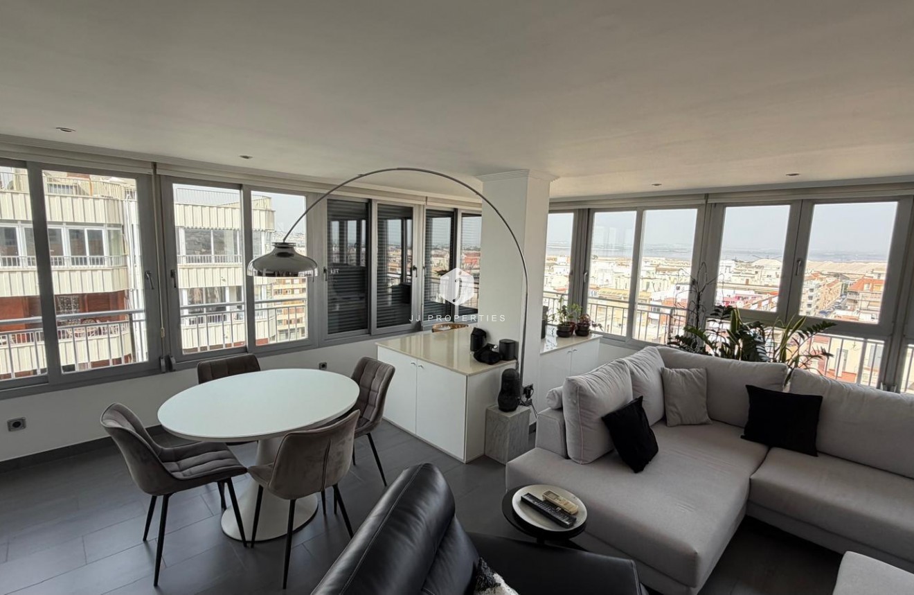 Resale - Apartment / flat -
Torrevieja - Acequion