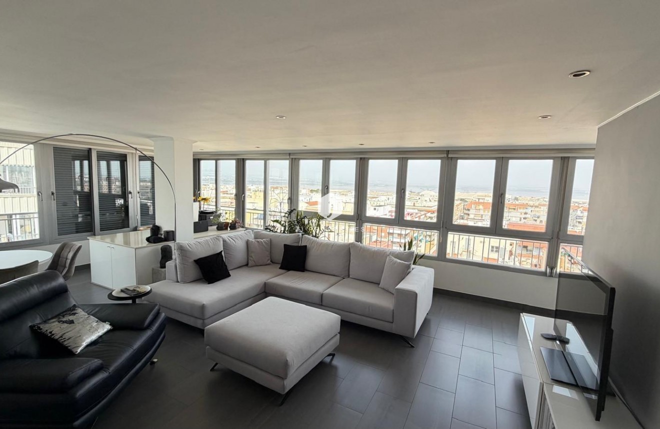 Resale - Apartment / flat -
Torrevieja - Acequion