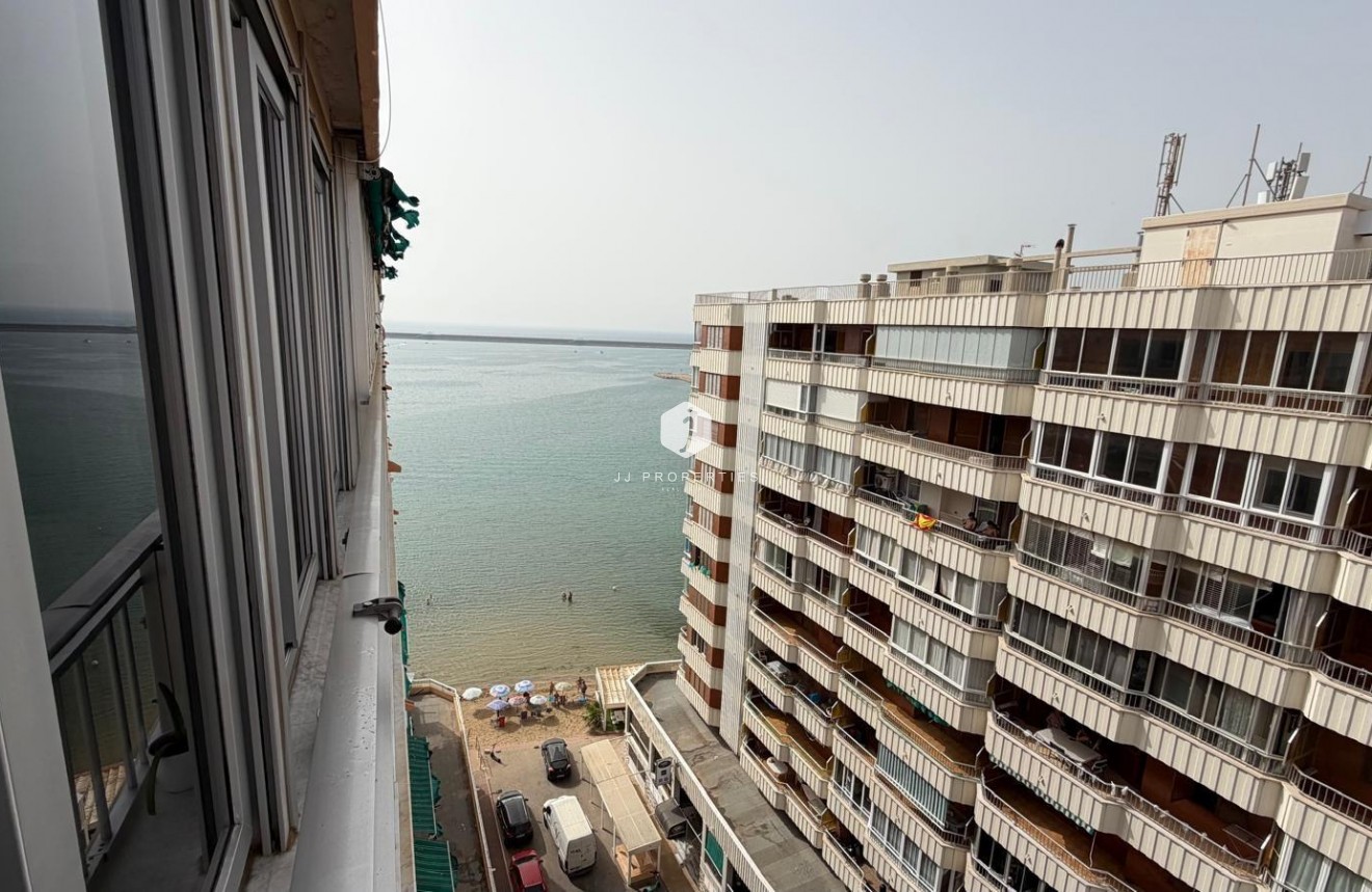 Resale - Apartment / flat -
Torrevieja - Acequion