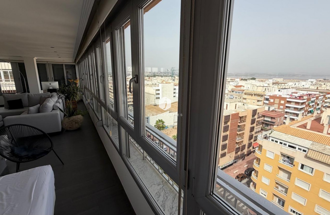 Resale - Apartment / flat -
Torrevieja - Acequion