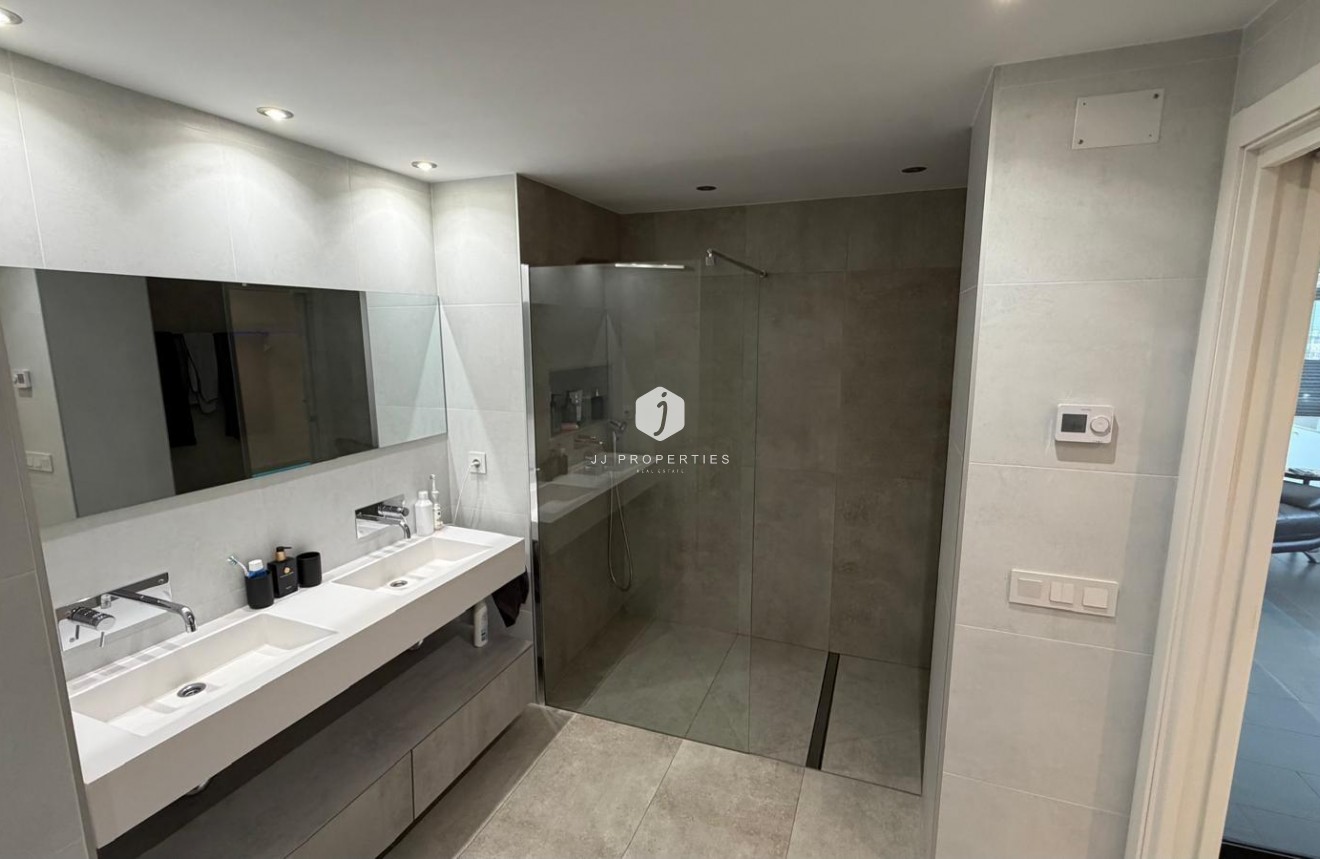 Resale - Apartment / flat -
Torrevieja - Acequion