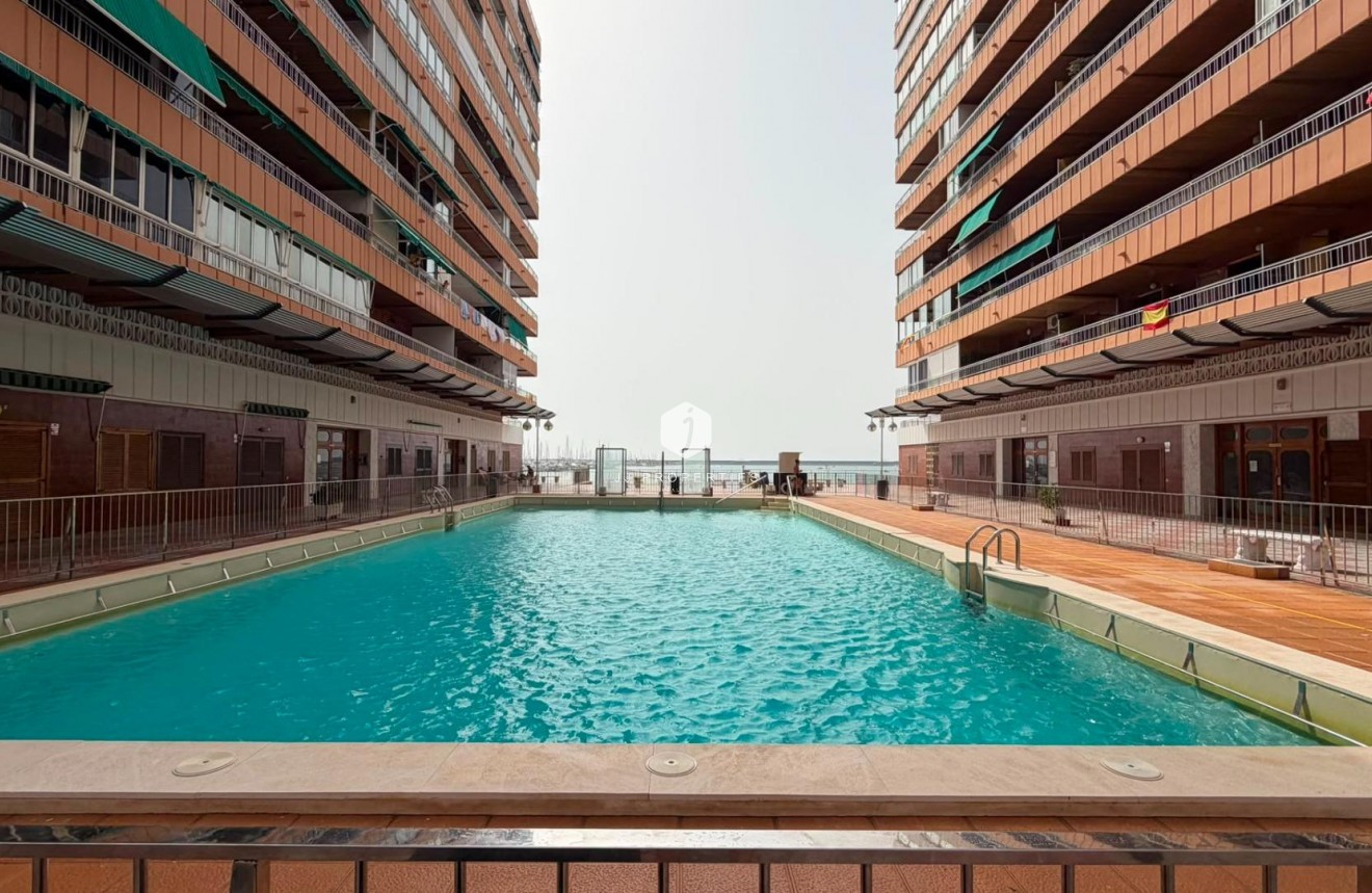Resale - Apartment / flat -
Torrevieja - Acequion