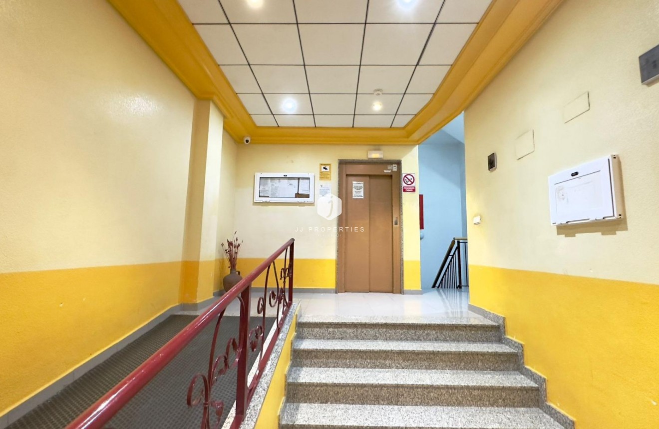 Resale - Penthouse -
Torrevieja - PARQUE DE LAS NACIONES