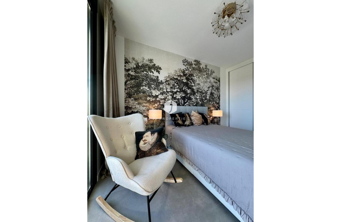 Resale - Apartment / flat -
Dehesa de Campoamor - Costa Blanca