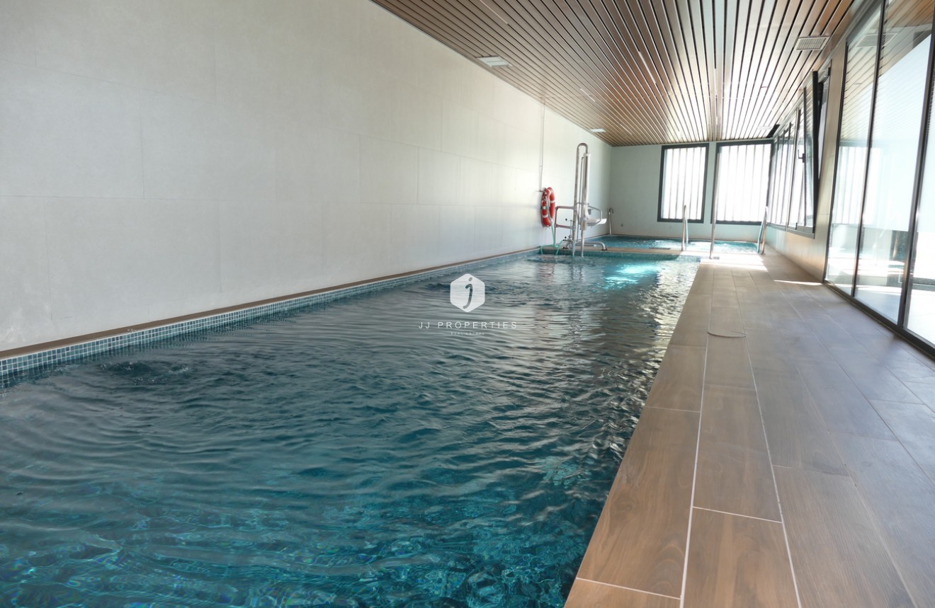 Resale - Apartment / flat -
Dehesa de Campoamor - Costa Blanca