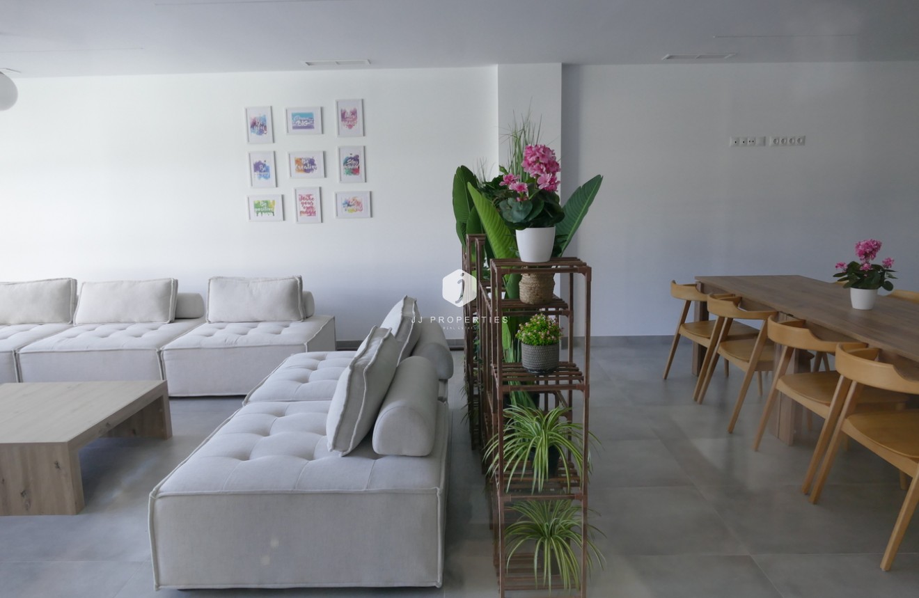 Resale - Apartment / flat -
Dehesa de Campoamor - Costa Blanca