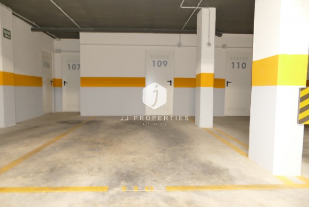 Resale - Apartment / flat -
Dehesa de Campoamor - Costa Blanca