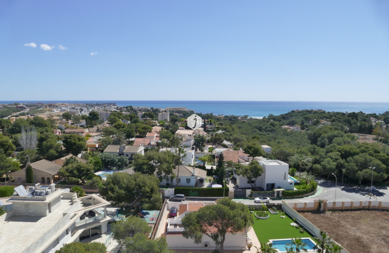 Resale - Apartment / flat -
Dehesa de Campoamor - Costa Blanca