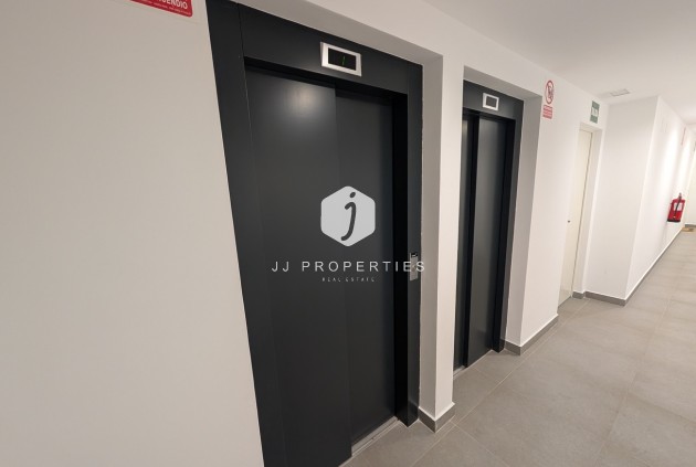 Resale - Apartment / flat -
Dehesa de Campoamor - Costa Blanca