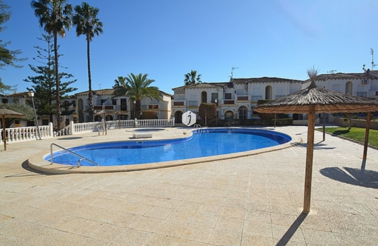 D'occasion - Appartement -
Orihuela Costa - Costa Blanca