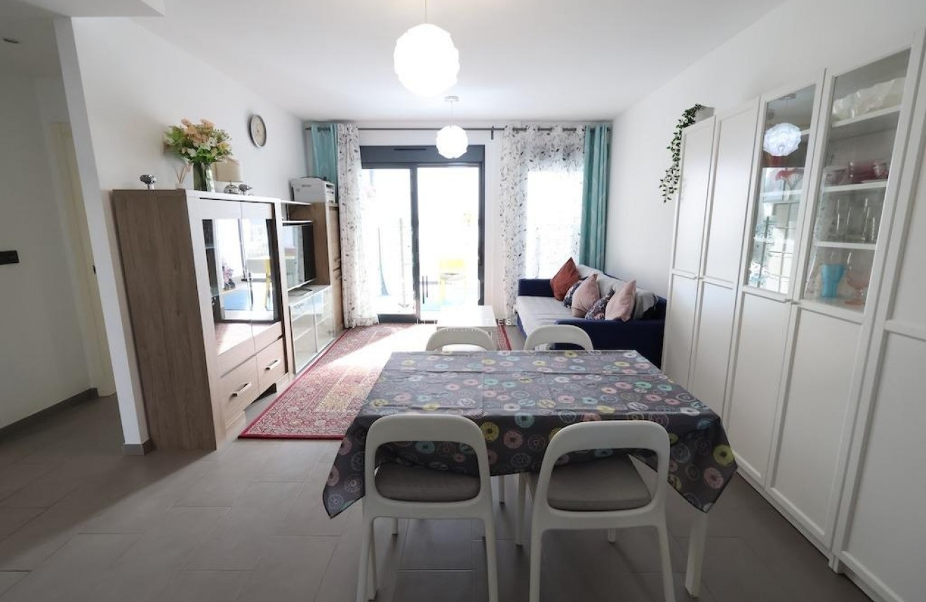 D'occasion - Bungalow -
Orihuela Costa - Costa Blanca
