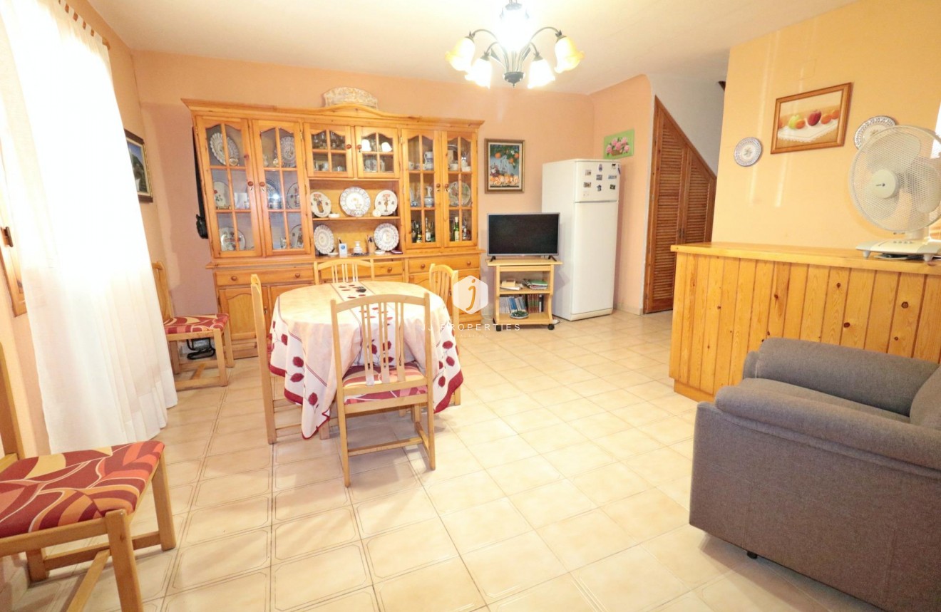 Tweedehands - Chalet -
Torrevieja - Playa de los Naufragos