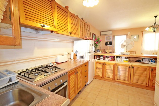 Tweedehands - Chalet -
Torrevieja - Playa de los Naufragos