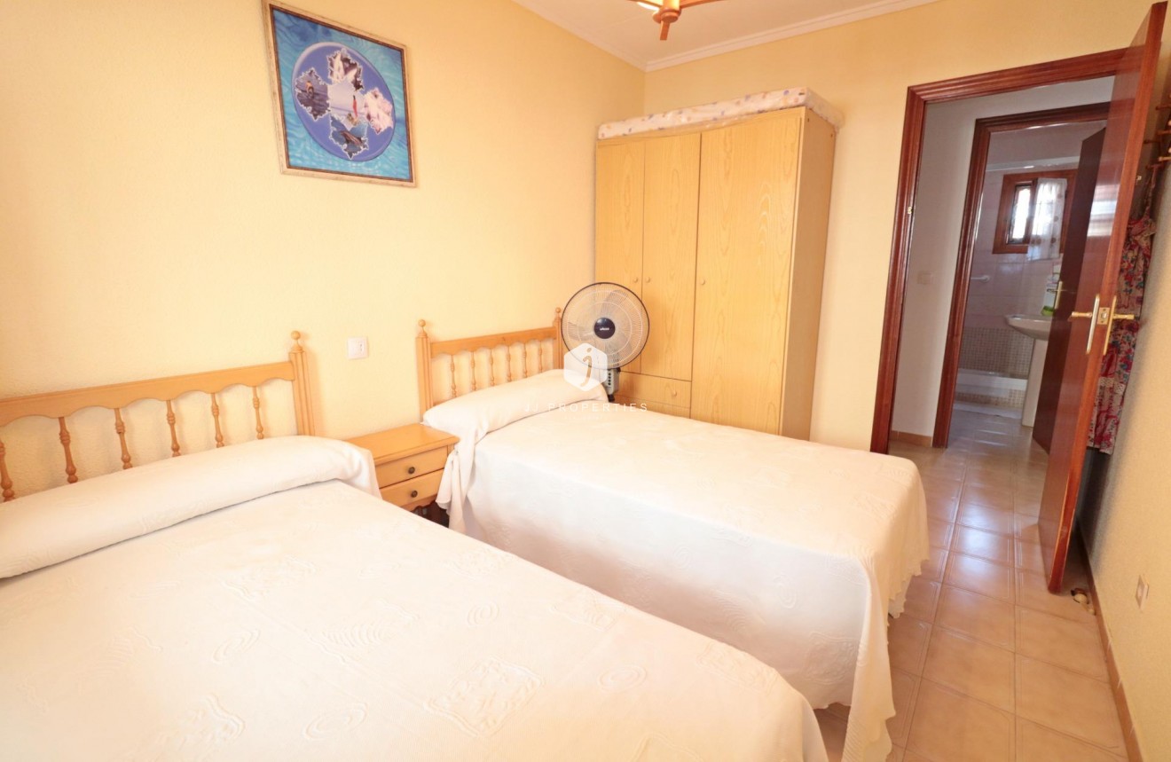 Tweedehands - Chalet -
Torrevieja - Playa de los Naufragos