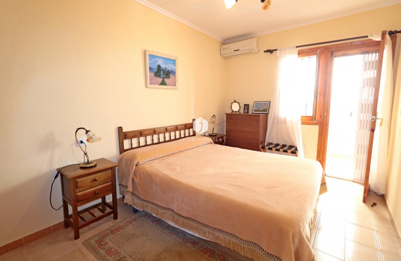 Tweedehands - Chalet -
Torrevieja - Playa de los Naufragos