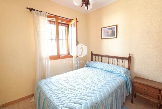 Tweedehands - Chalet -
Torrevieja - Playa de los Naufragos