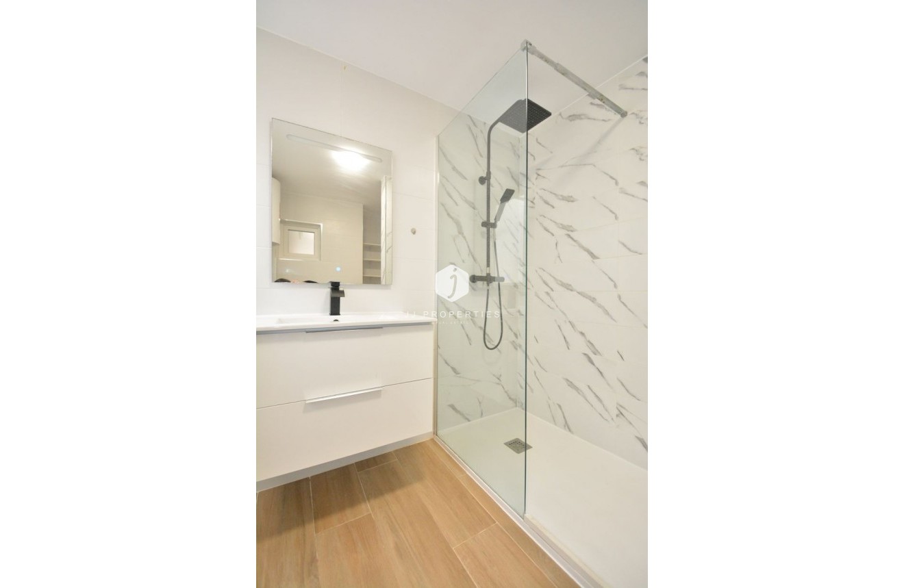 Resale - Apartment / flat -
Guardamar del Segura - Costa Blanca
