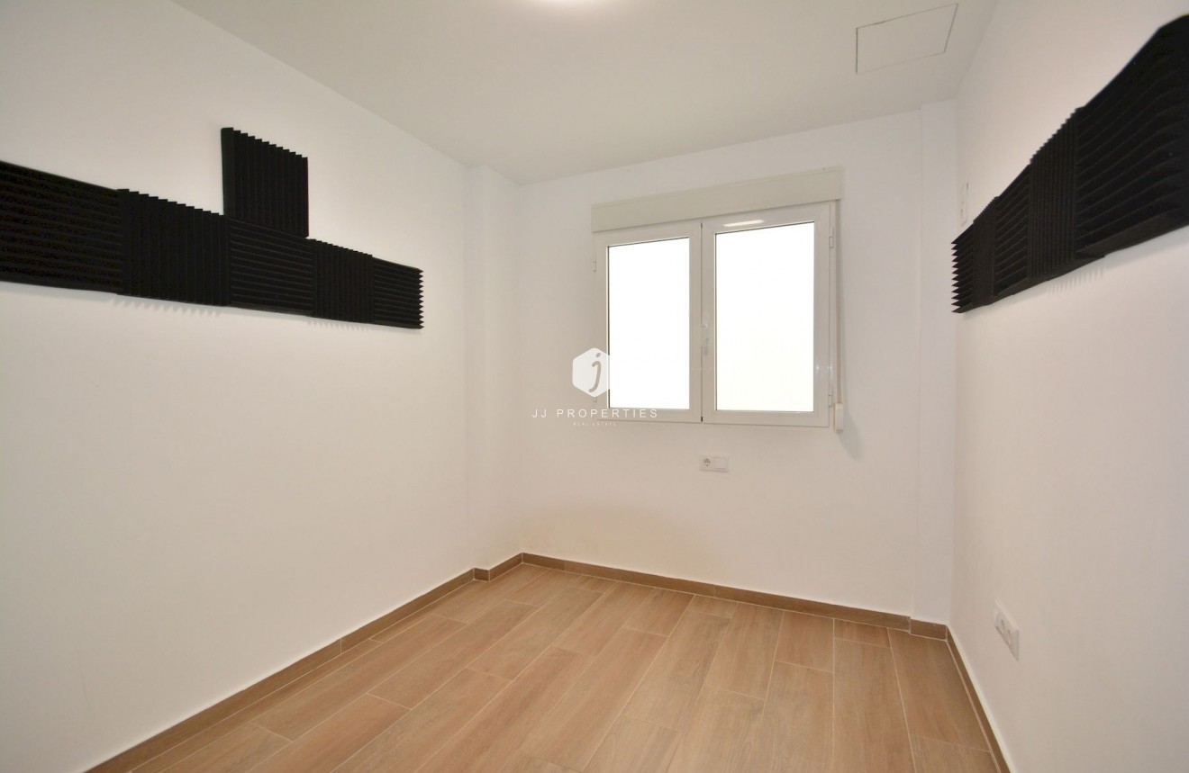 Resale - Apartment / flat -
Guardamar del Segura - Costa Blanca