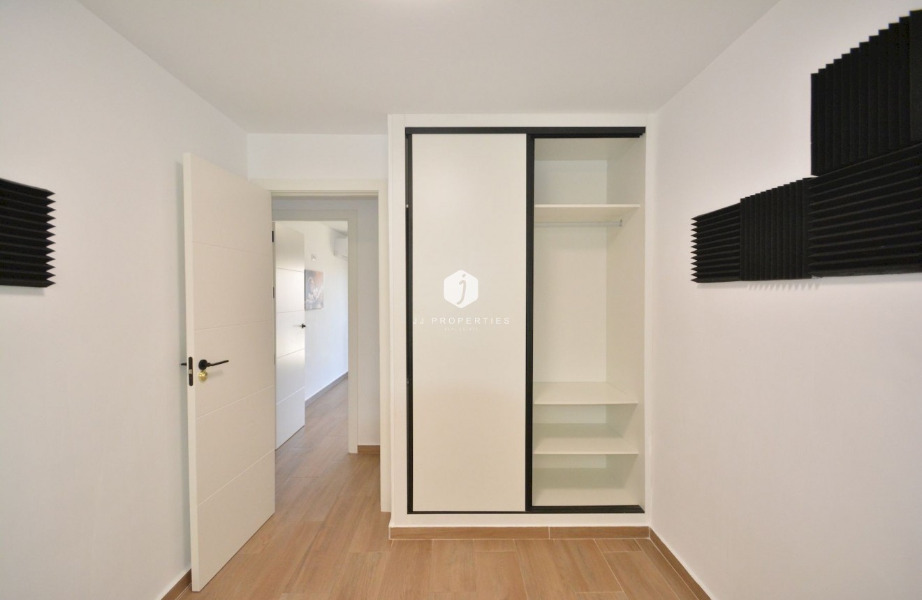 Resale - Apartment / flat -
Guardamar del Segura - Costa Blanca