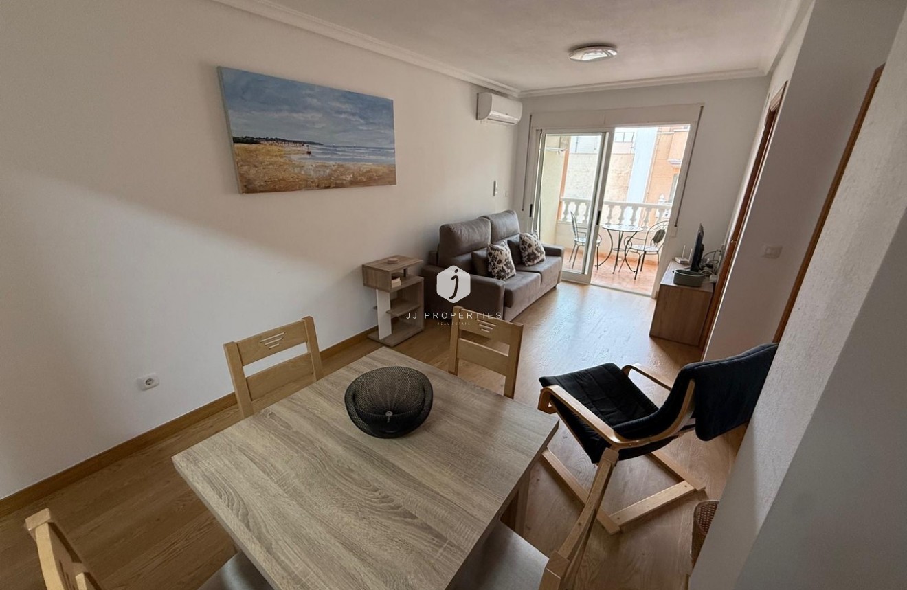 Resale - Apartment / flat -
Torrevieja - Costa Blanca