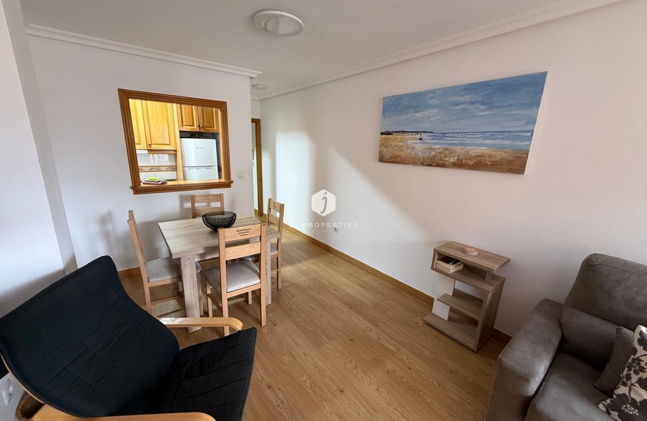 Resale - Apartment / flat -
Torrevieja - Costa Blanca