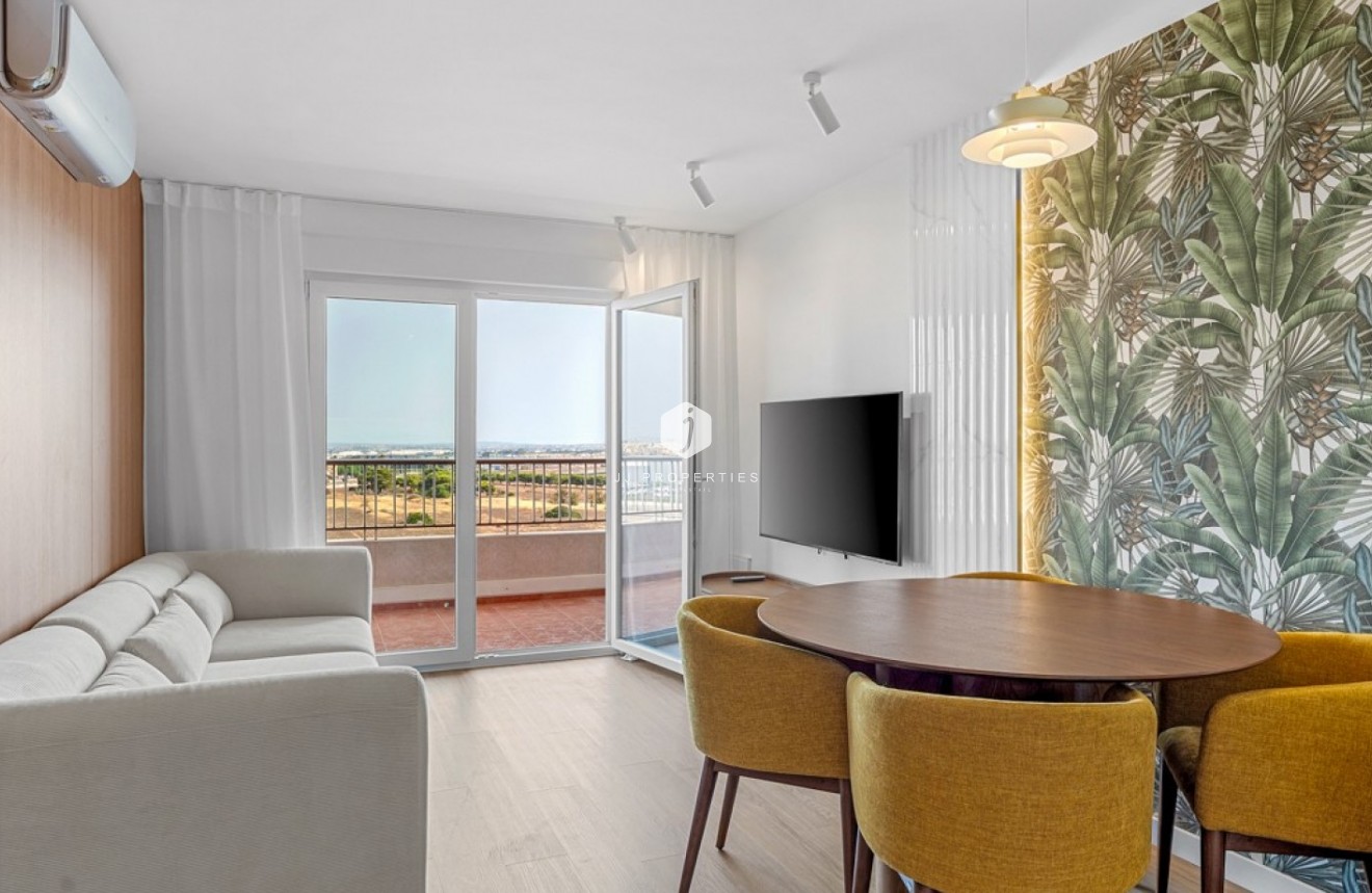 Resale - Apartment / flat -
Orihuela Costa - Costa Blanca