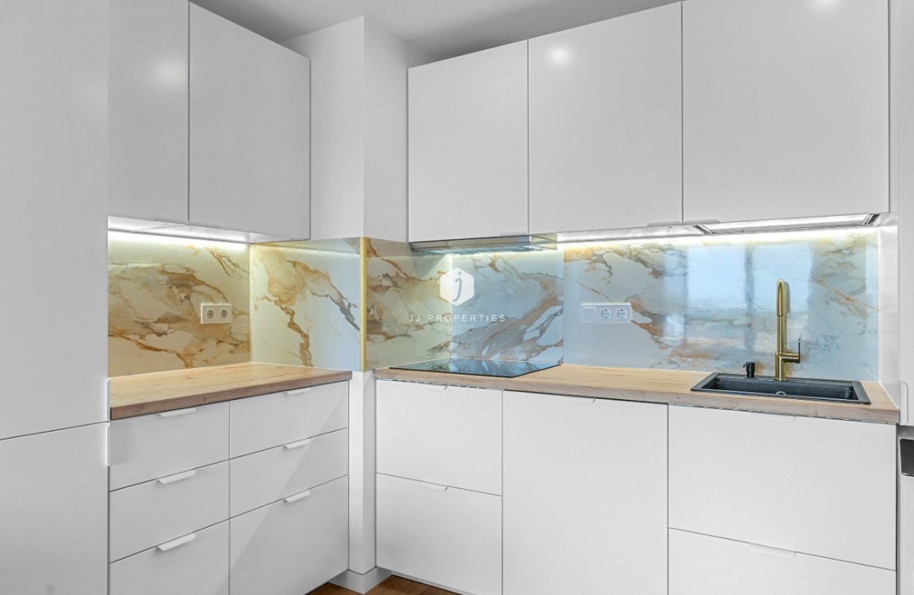 Resale - Apartment / flat -
Orihuela Costa - Costa Blanca