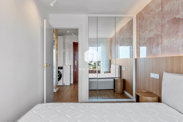 Resale - Apartment / flat -
Orihuela Costa - Costa Blanca