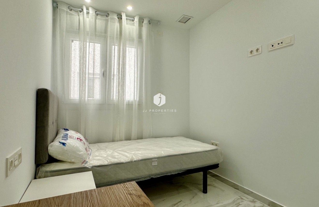 Aus zweiter Hand - Wohnung -
Torrevieja - Costa Blanca